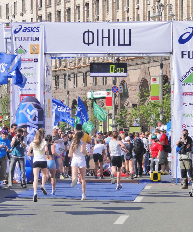 Registration and first race - children at a distance of 1 km.